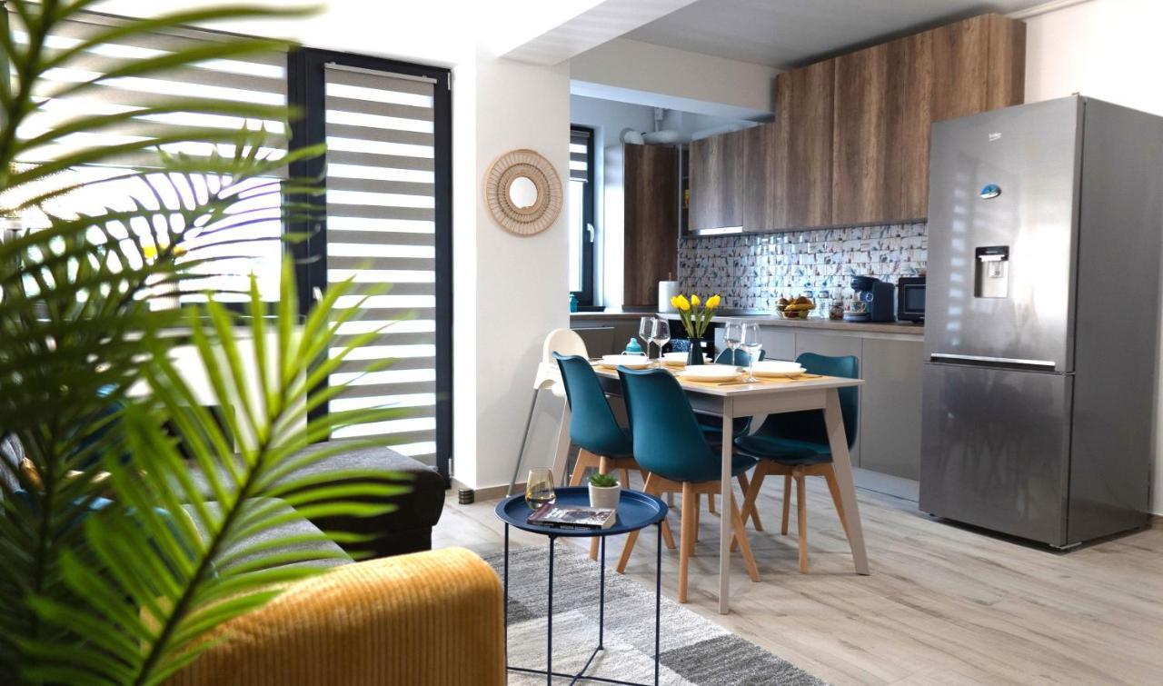 'Just Like Home' Apartment - With Private Parking Place Галац Экстерьер фото
