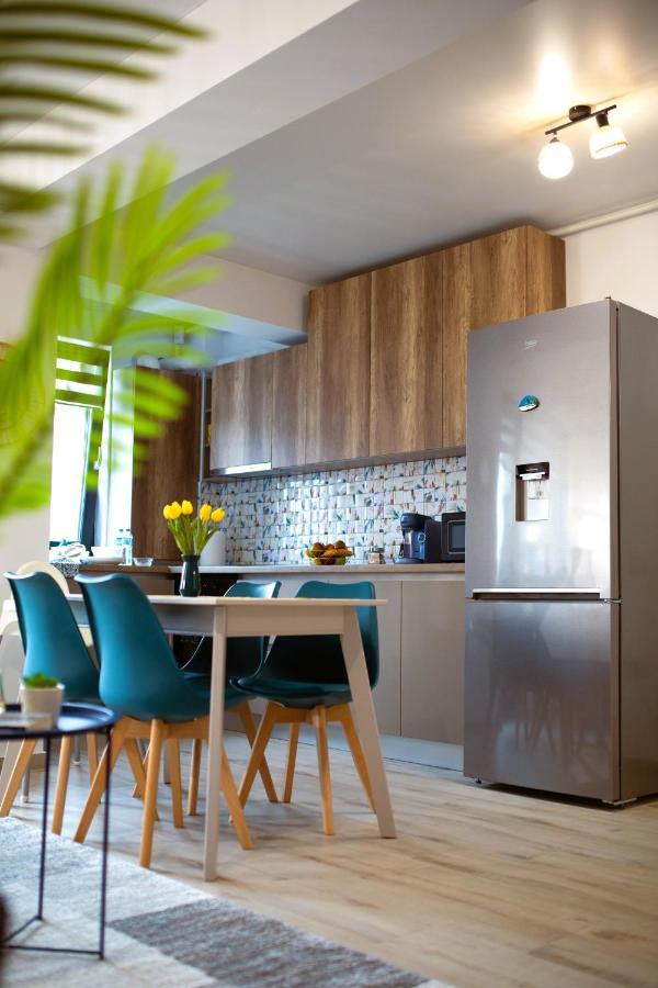 'Just Like Home' Apartment - With Private Parking Place Галац Экстерьер фото