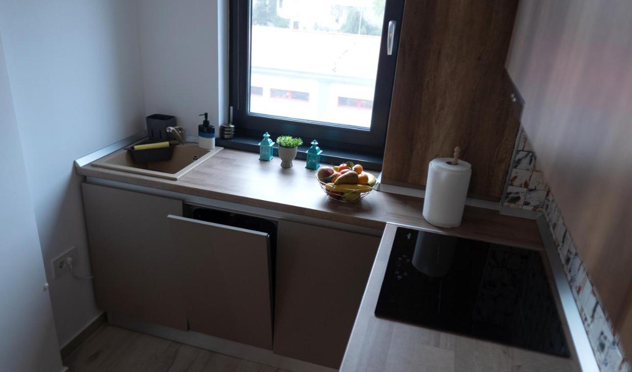 'Just Like Home' Apartment - With Private Parking Place Галац Экстерьер фото