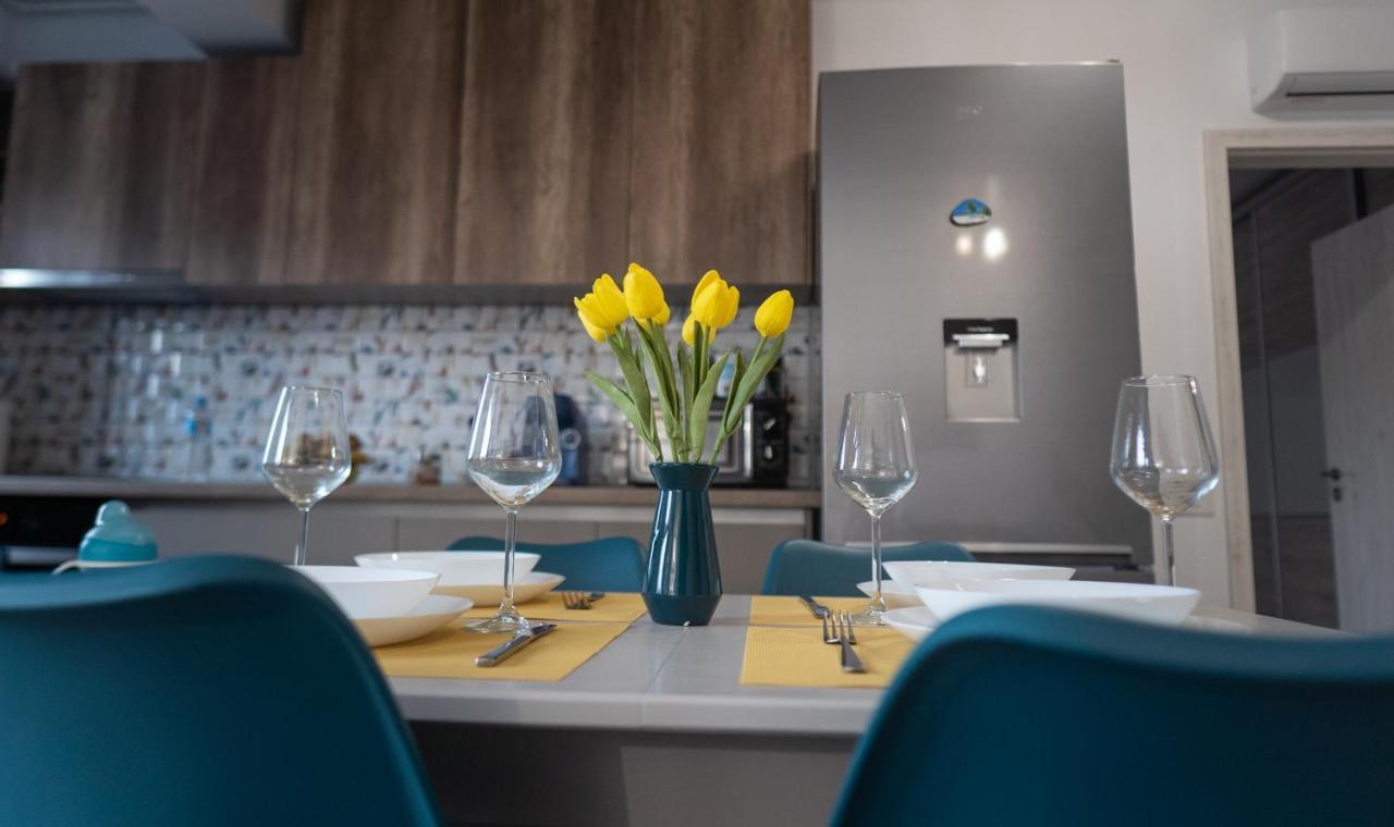 'Just Like Home' Apartment - With Private Parking Place Галац Экстерьер фото