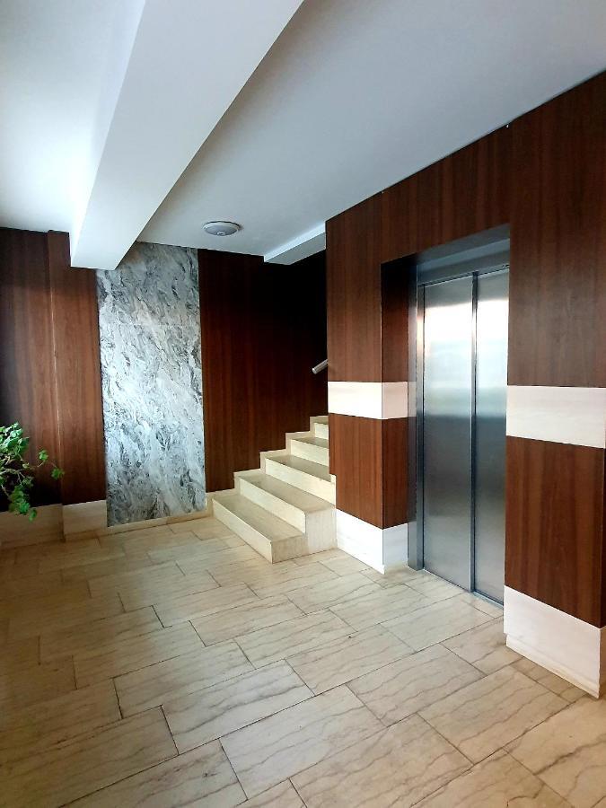 'Just Like Home' Apartment - With Private Parking Place Галац Экстерьер фото