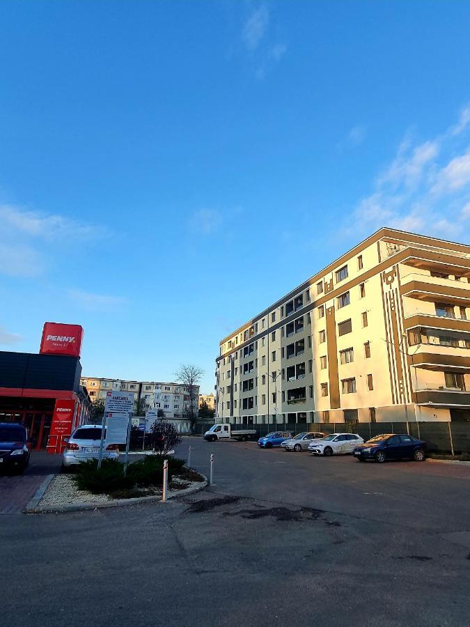 'Just Like Home' Apartment - With Private Parking Place Галац Экстерьер фото